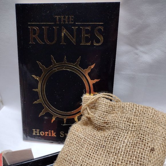 The Runes: The Future Revealed with this Ancient Norse System of Divination - Picture 2 of 3